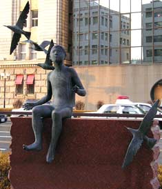 Sculpture in Kobe - Japan