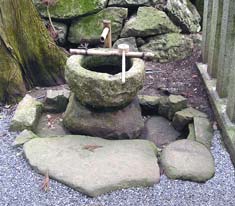 Particolare di un giardino di un tempio: la fontana